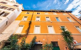Pavone Centre Romantic Apartment